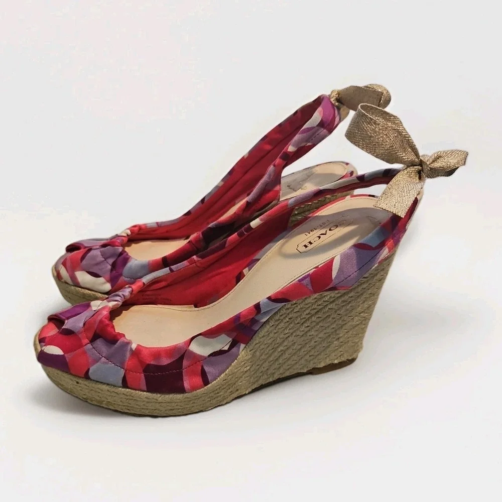 Coach Pink/Gold Espadrilles Wedge Canvas & Leather Henley Sandal Sz 7.5B